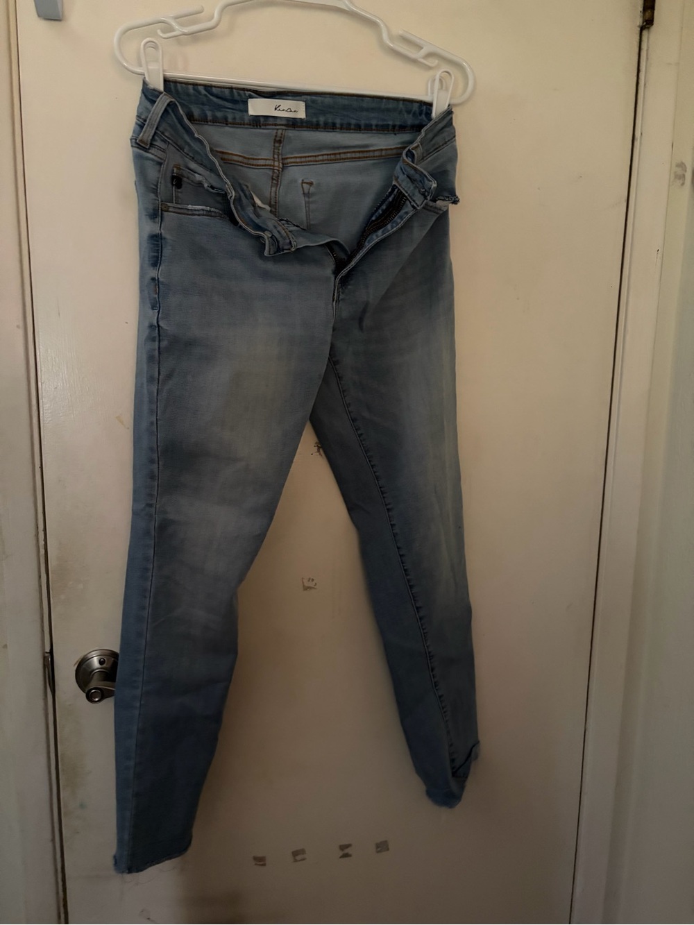 Kancan size 29 skinny jeans